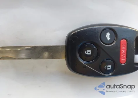 2005 Honda Accord 3.0 Ex z USA, uszkodzony, nr VIN 1HGCM66535A032046